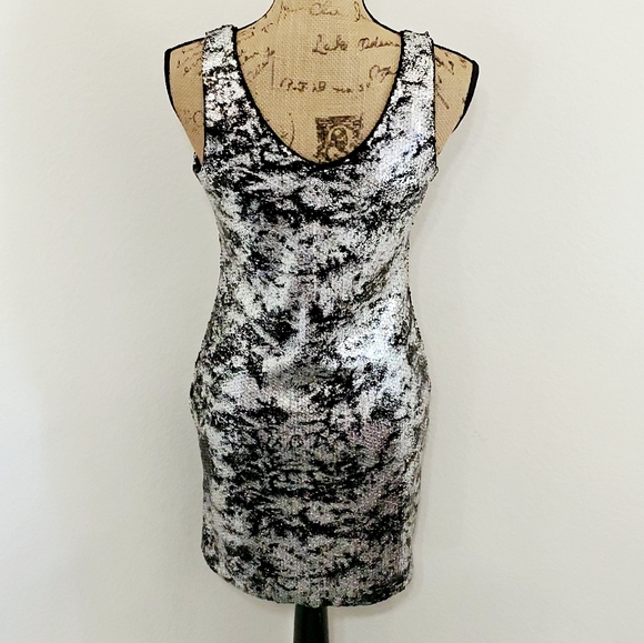 Soprano Silver/black sleeveless metallic sequin dress Med. NWT - Picture 3 of 8
